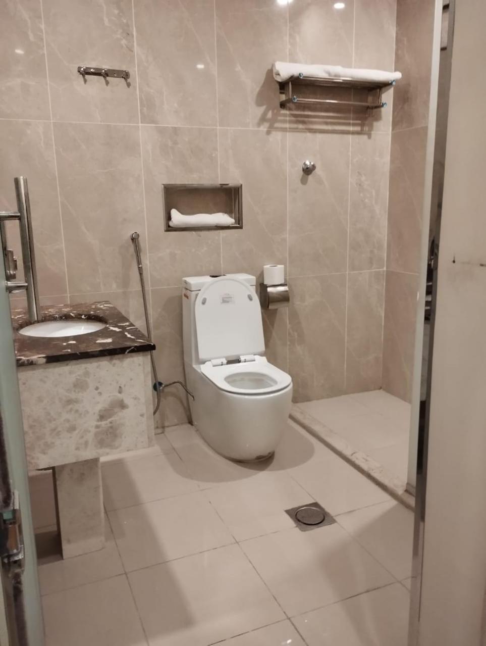 Olive Tree Hotel 3*